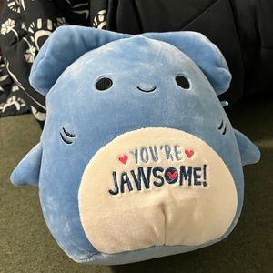 2 squishmallows